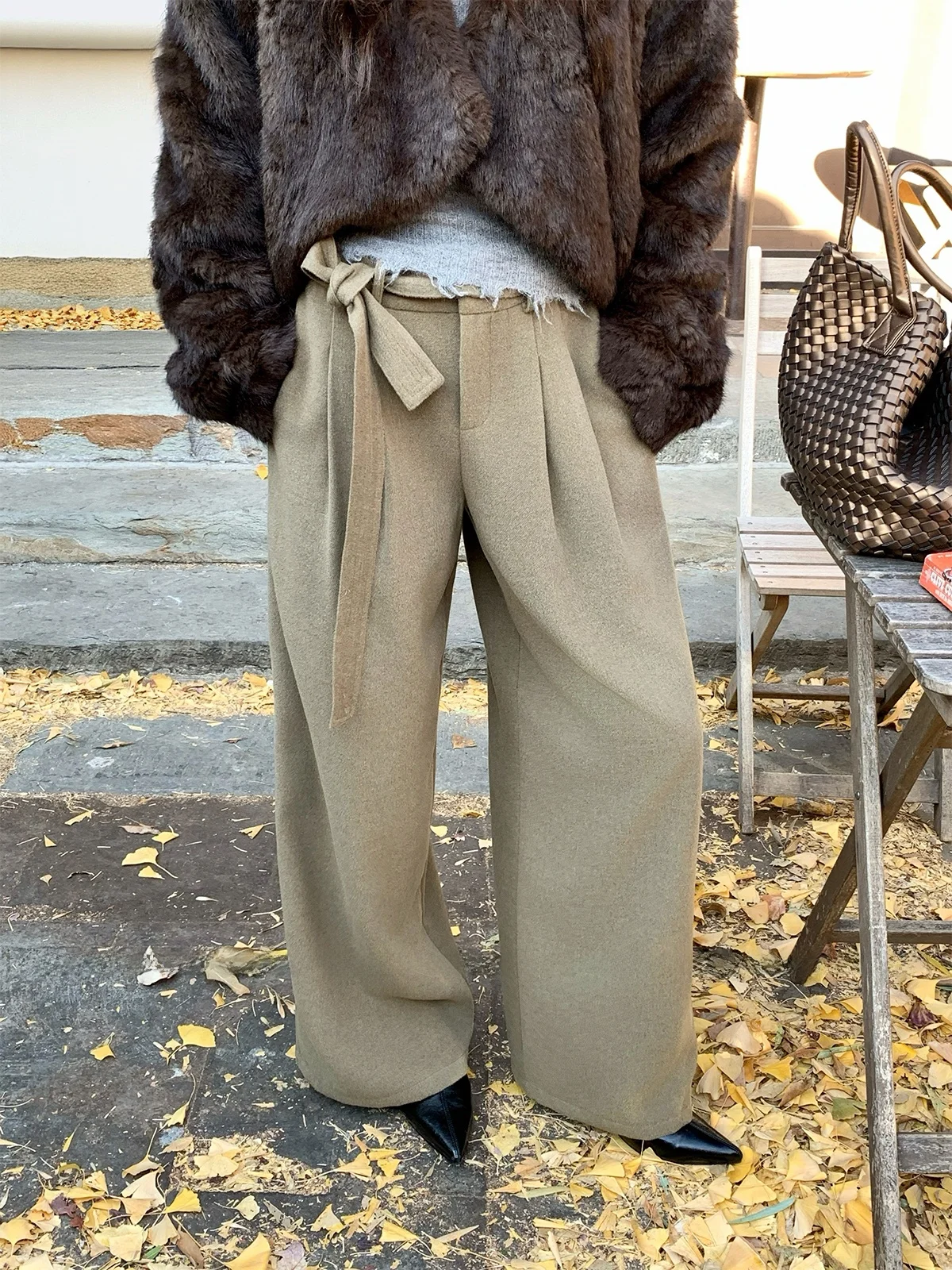 Широкие брюки с завязками, повседневные шерстяные брюки прямого кроя, зимние брюки для отдыха, повседневные брюки для женщин
Широкие брюки с завязками, повседневные шерстяные брюки прямого кроя, зимние брюки для отдыха, повседневные брюки для женщин