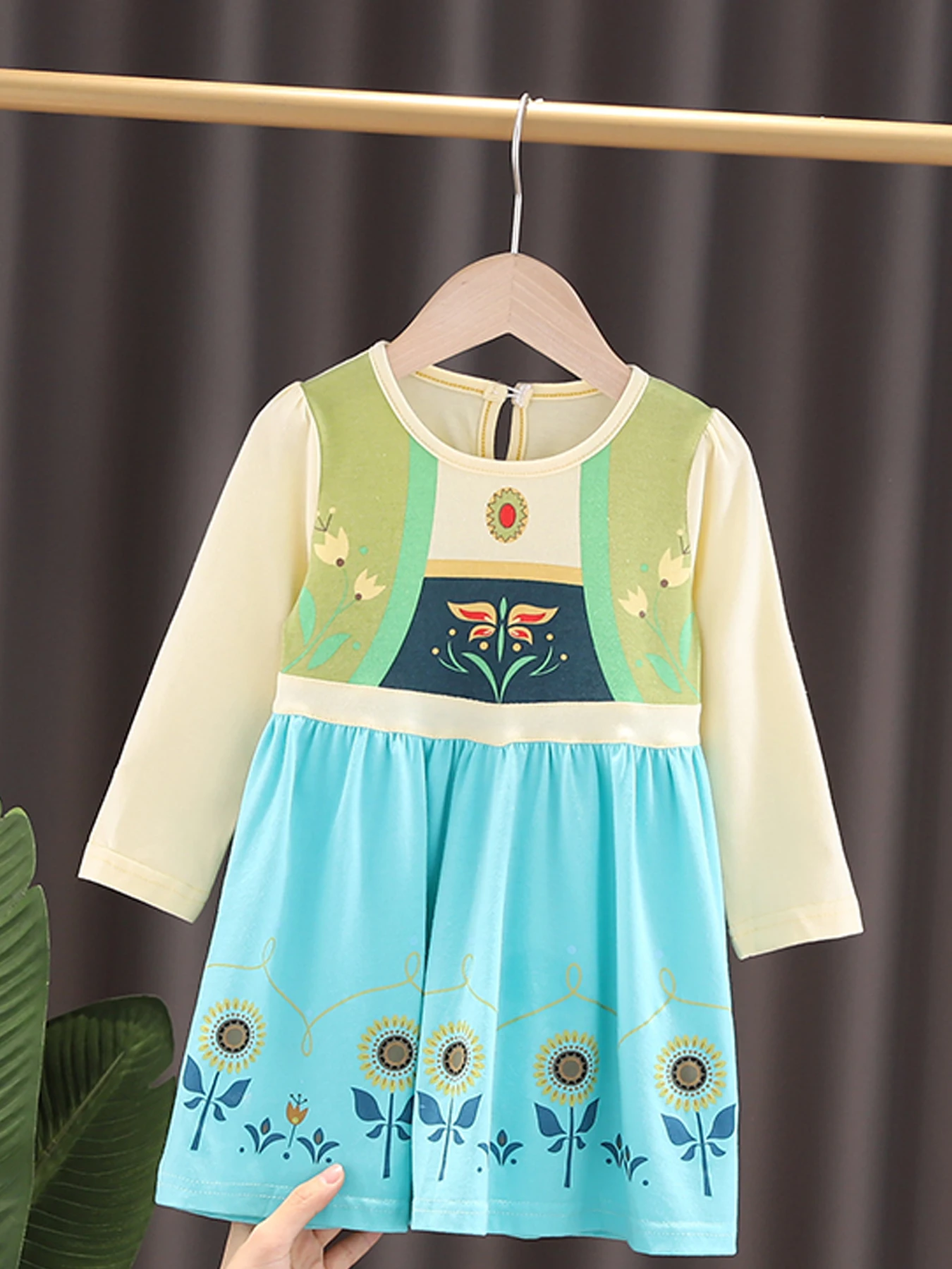 Girls Princess Dress Sleeveless Flowers Embroidery Mesh Tutu Dress Performance Dress Wedding Flower Girls For Evening Birthday P
Girls Princess Dress Sleeveless Flowers Embroidery Mesh Tutu Dress Performance Dress Wedding Flower Girls For Evening Birthday P