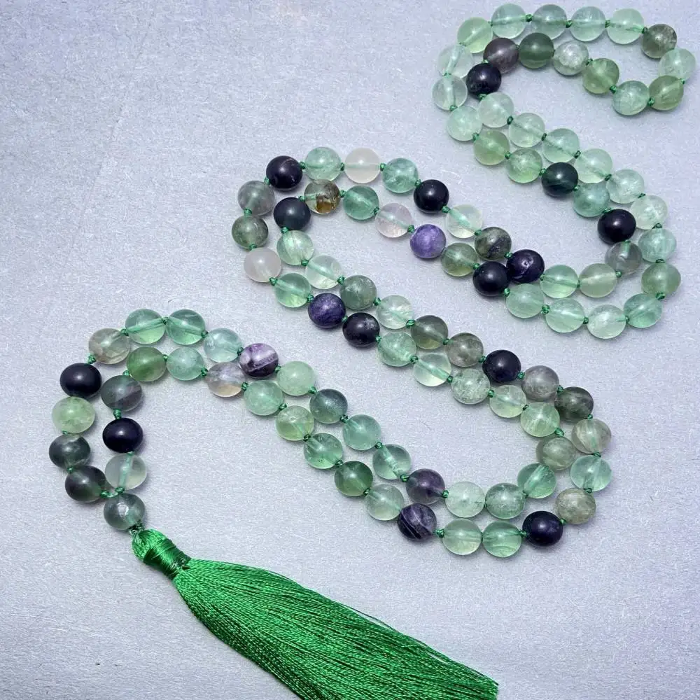 Натуральное зеленое флюоритовое ожерелье-мала из 108 бусин с акцентами из аметиста и обсидиана, с зеленым кисточком, духовное украшение
Натуральное зеленое флюоритовое ожерелье-мала из 108 бусин с акцентами из аметиста и обсидиана, с зеленым кисточком, духовное украшение