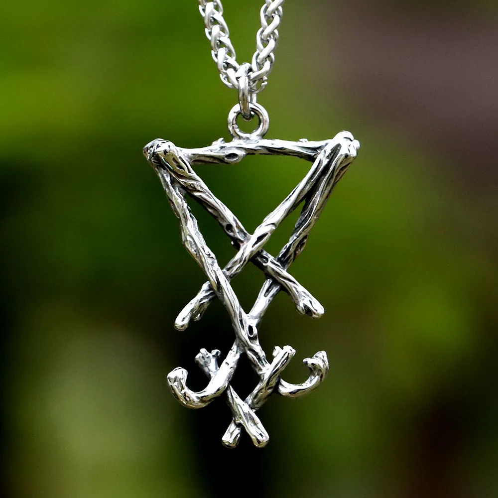 2022 new Classic Lucifer Pendant necklace For Man Stainless Steel Good Detail Fashion religion Jewelry for gift free shipping
2022 new Classic Lucifer Pendant necklace For Man Stainless Steel Good Detail Fashion religion Jewelry for gift free shipping