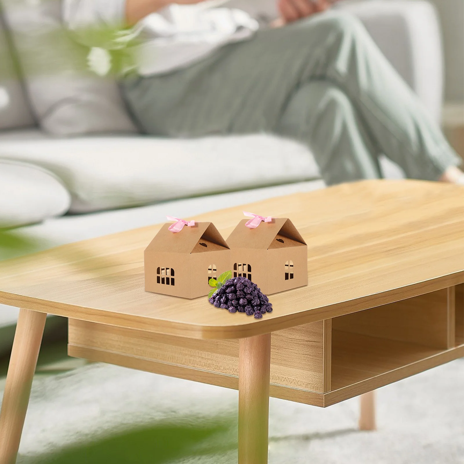 12Pcs Candy Boxes Gift Boxes Hollow Design for Wedding Party Favors and Holiday Celebrations Gift Box Candy Box 
12Pcs Candy Boxes Gift Boxes Hollow Design for Wedding Party Favors and Holiday Celebrations Gift Box Candy Box