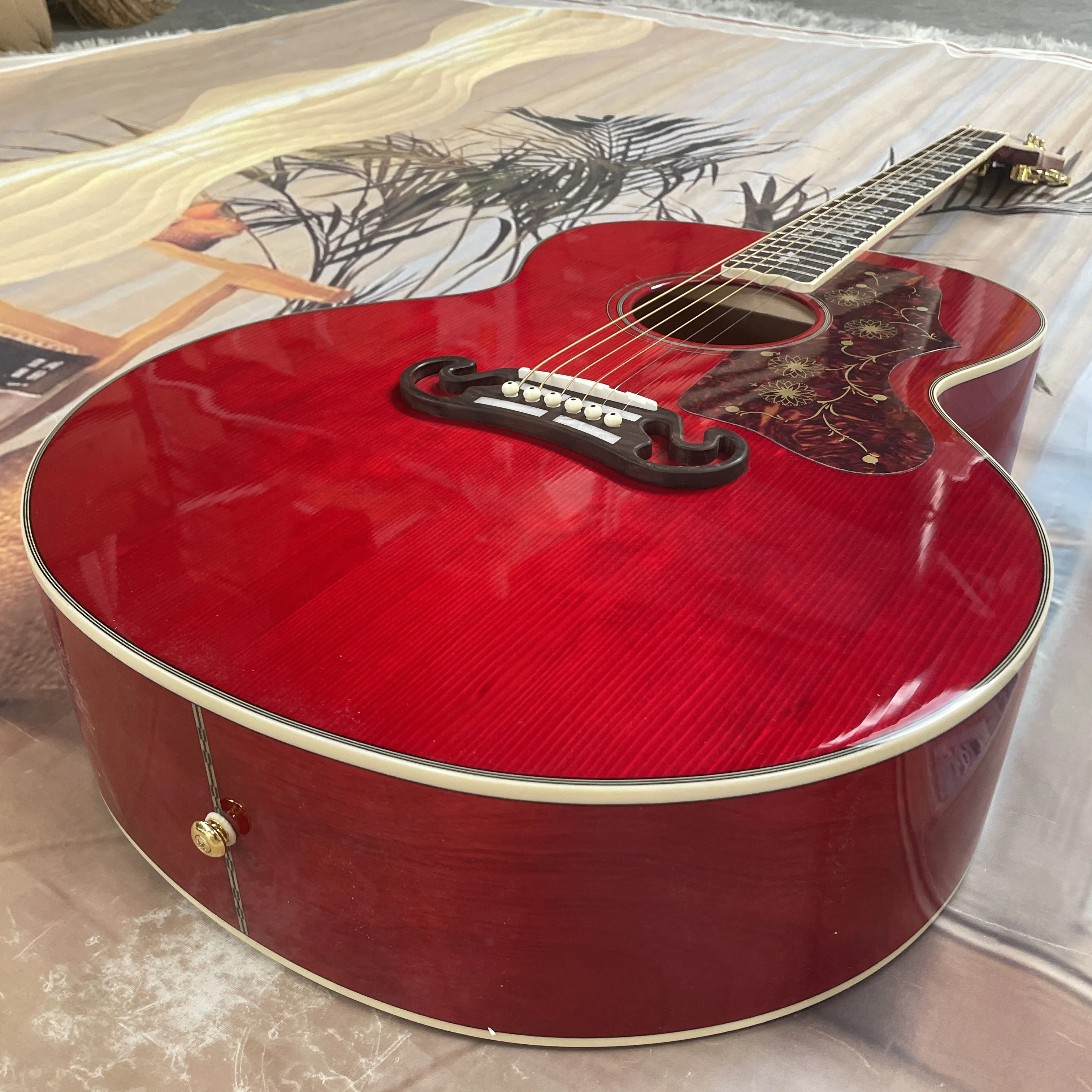 El Red SJ200 Acoustic Guitar Top Solid Spruce B&S Maple NO EQ guitars Order will be dispatched immediately.
El Red SJ200 Acoustic Guitar Top Solid Spruce B&S Maple NO EQ guitars Order will be dispatched immediately.