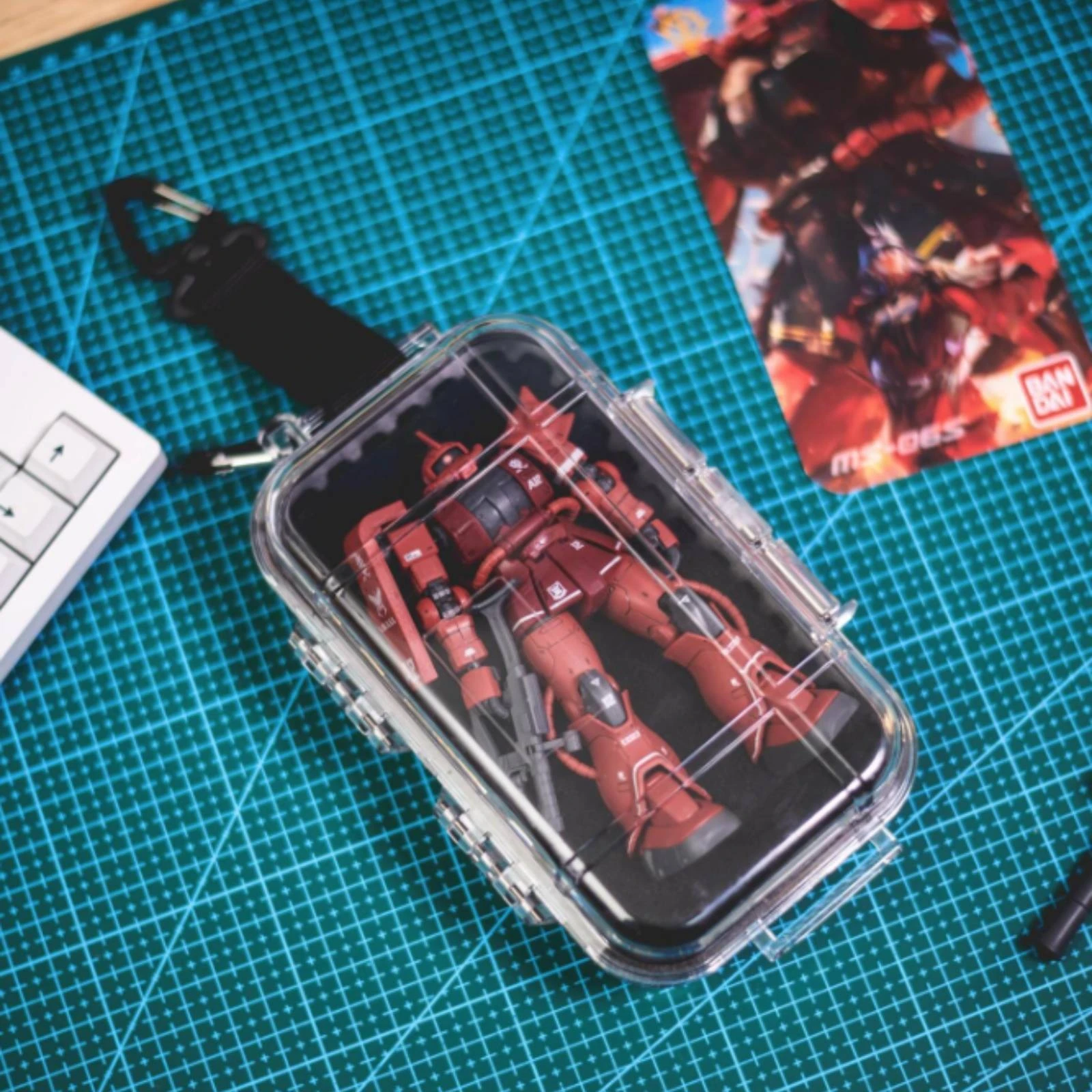 Transparent Action Figure Container Includes Carabiner Fastener Portable Figure Display Box Hard Shell Miniature Container
Transparent Action Figure Container Includes Carabiner Fastener Portable Figure Display Box Hard Shell Miniature Container