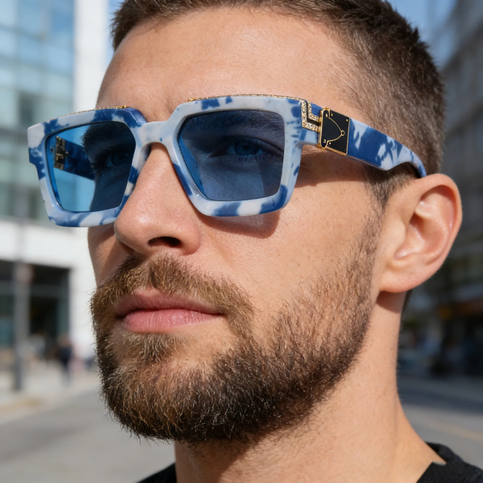 Hot Square Sunglasses European American Style Small Square Luxury Designer Retro Oversized Lens Eyewear for Street Photography
Hot Square Sunglasses European American Style Small Square Luxury Designer Retro Oversized Lens Eyewear for Street Photography