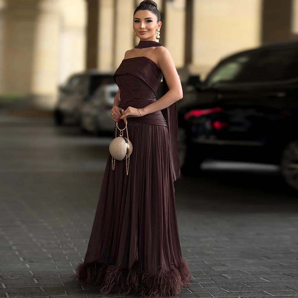 Classic Strapless Sleeveless Evening Dress Customized High Quality Organza Vestido De Noche A-Line Party Dress with Feathers
Classic Strapless Sleeveless Evening Dress Customized High Quality Organza Vestido De Noche A-Line Party Dress with Feathers