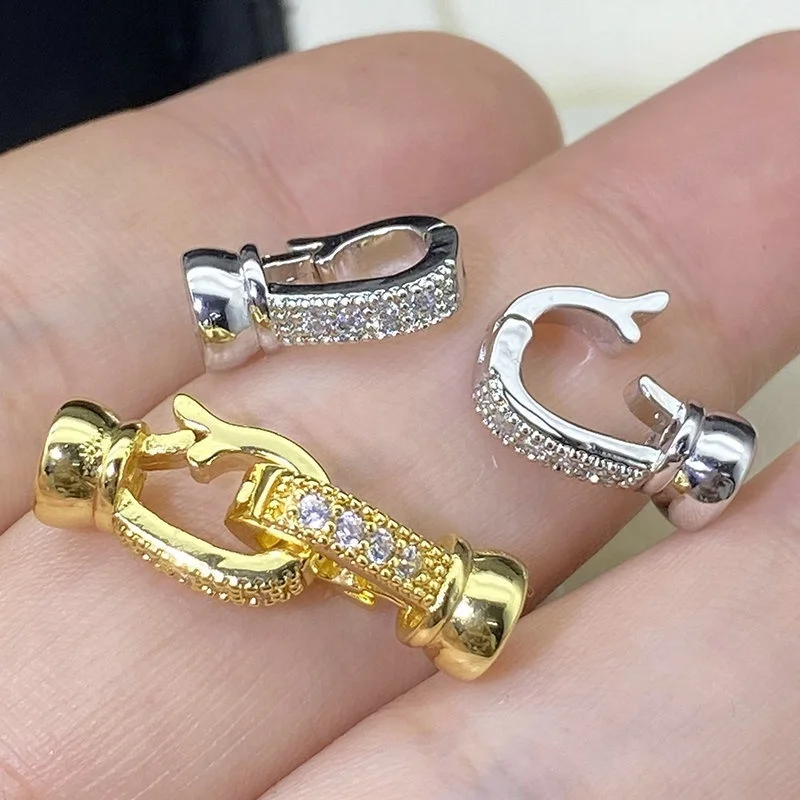 2pcs DIY Jewelry Connectors 18K Gold Inlaid Zircon Simple Pearl Buckle Fasteners Necklace Bracelet Making Accessories Wholesale
2pcs DIY Jewelry Connectors 18K Gold Inlaid Zircon Simple Pearl Buckle Fasteners Necklace Bracelet Making Accessories Wholesale