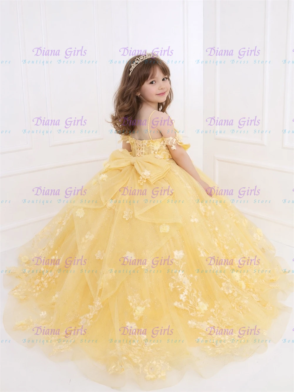 Luxury Exquisite Flowers Applique Flower Girls Dress Yellow Tulle Fluffy for Kids Wedding Ball Birthday Party Evening Gown
Luxury Exquisite Flowers Applique Flower Girls Dress Yellow Tulle Fluffy for Kids Wedding Ball Birthday Party Evening Gown