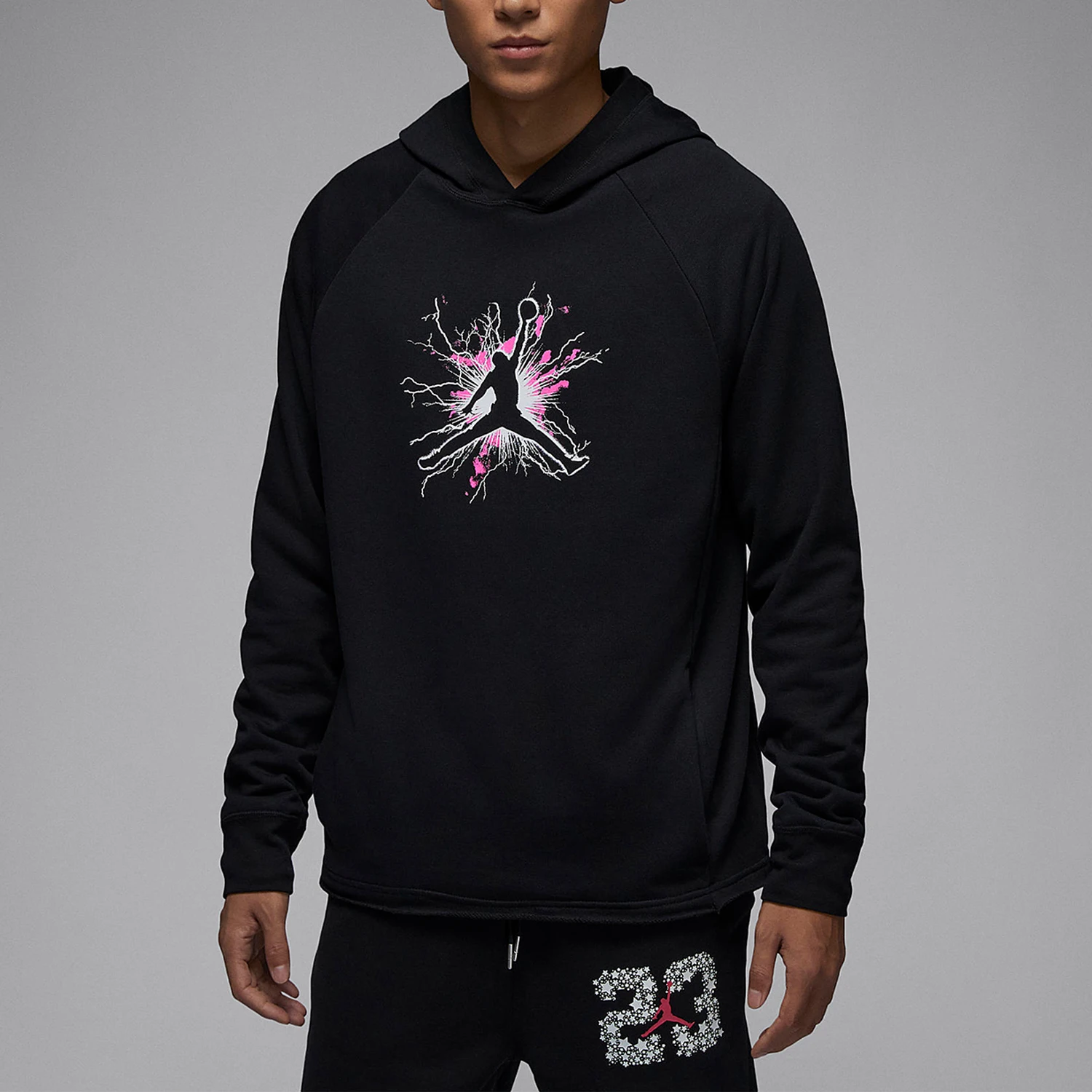 Мужская свободная толстовка с капюшоном и принтом Nike JORDAN FN5813-010
Мужская свободная толстовка с капюшоном и принтом Nike JORDAN FN5813-010