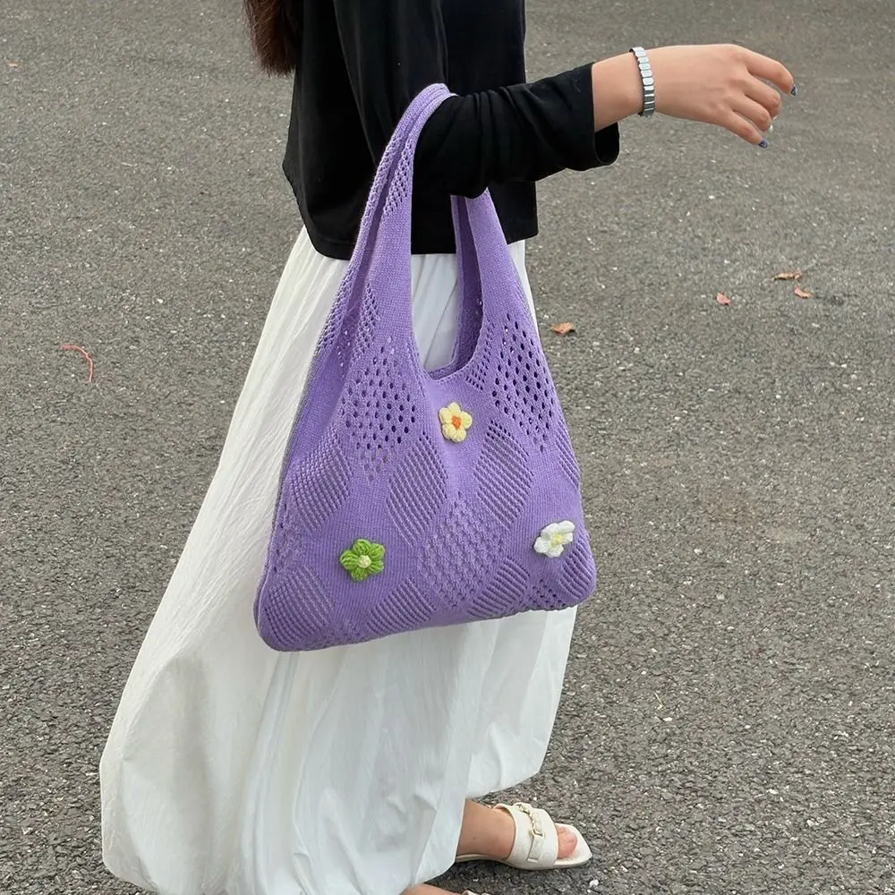 Hollow Out Women Knitting Shoulder Bag Flower Decoration Large Capacity Beach Tote Bag Portable Spacious Sundries Storage Bag
Hollow Out Women Knitting Shoulder Bag Flower Decoration Large Capacity Beach Tote Bag Portable Spacious Sundries Storage Bag