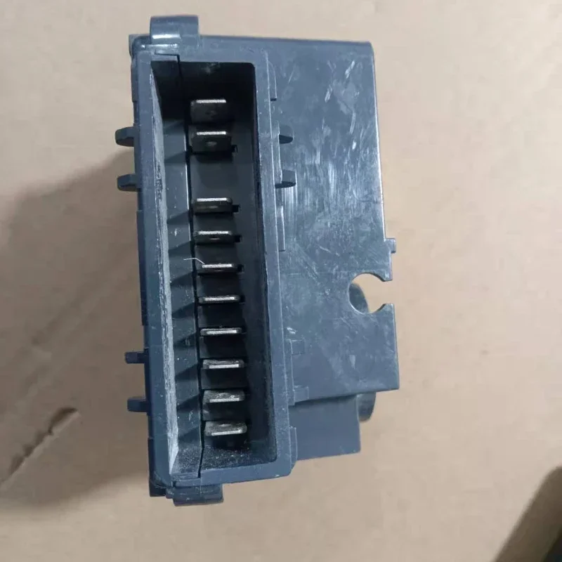 A for 101N2602 DC 12/24V Danfoss DC inverter compressor drive/board/module
A for 101N2602 DC 12/24V Danfoss DC inverter compressor drive/board/module