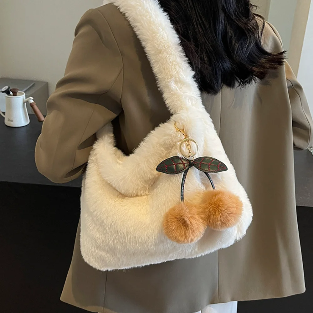 Large Capacity Plush Bag High Quality Soft Plush Travel Bucket Bag New Luxury PlushTote Bag Women's Crossbody Shoulder Bags
Large Capacity Plush Bag High Quality Soft Plush Travel Bucket Bag New Luxury PlushTote Bag Women's Crossbody Shoulder Bags