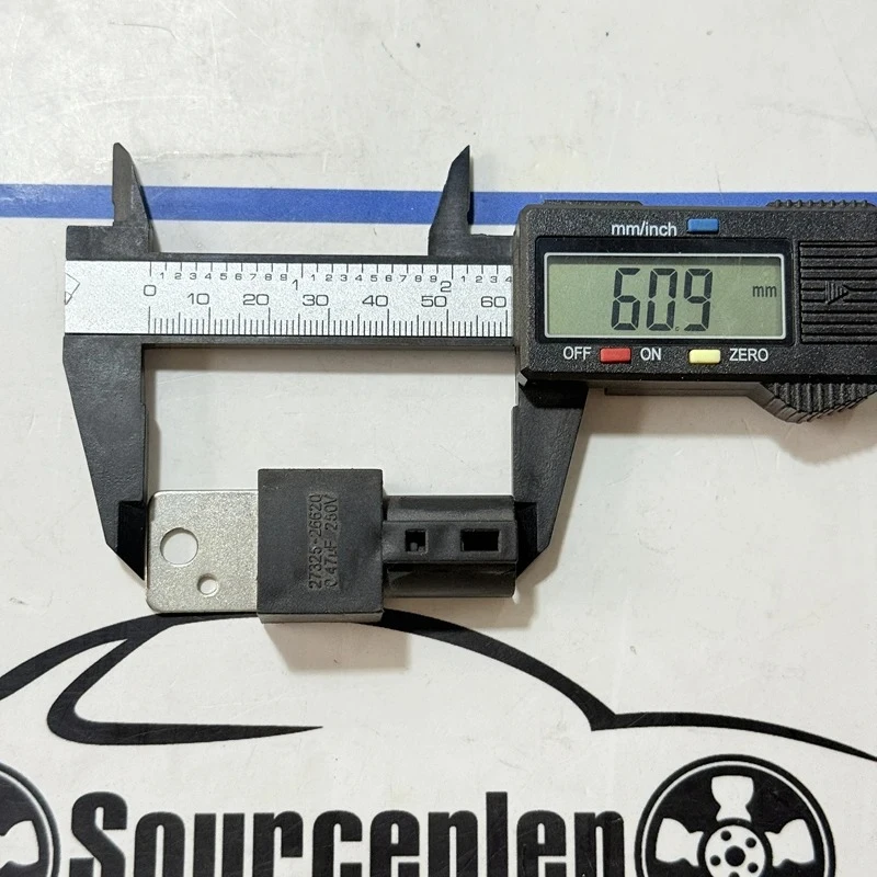 Brand New Genuine Condenser Assy Ignition Coil Suits For Hyundai Kia 27325-26620 2732526620
Brand New Genuine Condenser Assy Ignition Coil Suits For Hyundai Kia 27325-26620 2732526620