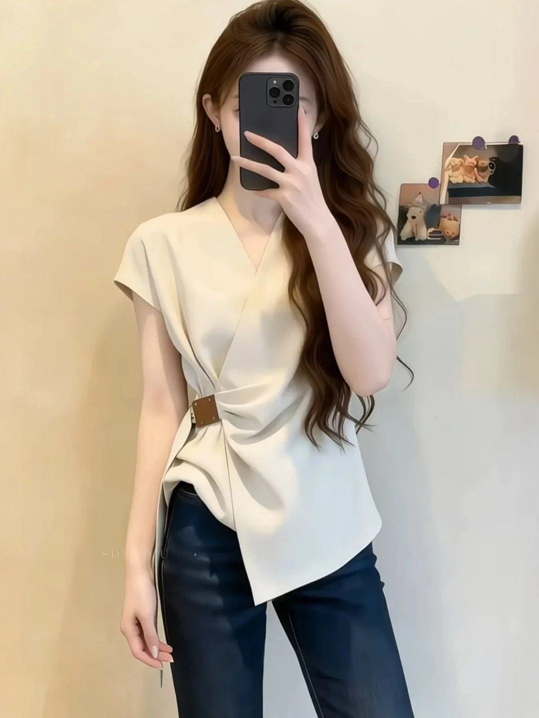 Elegant V-Neck Short Sleeve T-Shirt Women's plus Size Summer New Style Slimming Uneven Top Comfortable Polyester Fiber
Elegant V-Neck Short Sleeve T-Shirt Women's plus Size Summer New Style Slimming Uneven Top Comfortable Polyester Fiber
