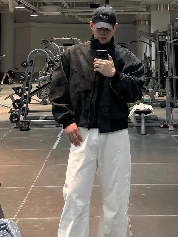 Мужская куртка большого размера из искусственной кожи в американском уличном стиле, бейсбольная, свободного кроя, пилотская, мотоциклетная
Мужская куртка большого размера из искусственной кожи в американском уличном стиле, бейсбольная, свободного кроя, пилотская, мотоциклетная