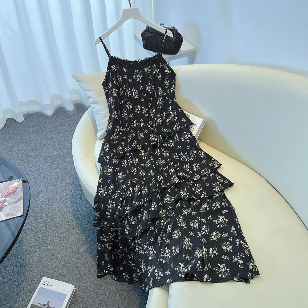 Plus-size women's summer casual halter dress Chiffon floral mid-length loose comfortable dress 2025 new women's clothing large
Plus-size women's summer casual halter dress Chiffon floral mid-length loose comfortable dress 2025 new women's clothing large