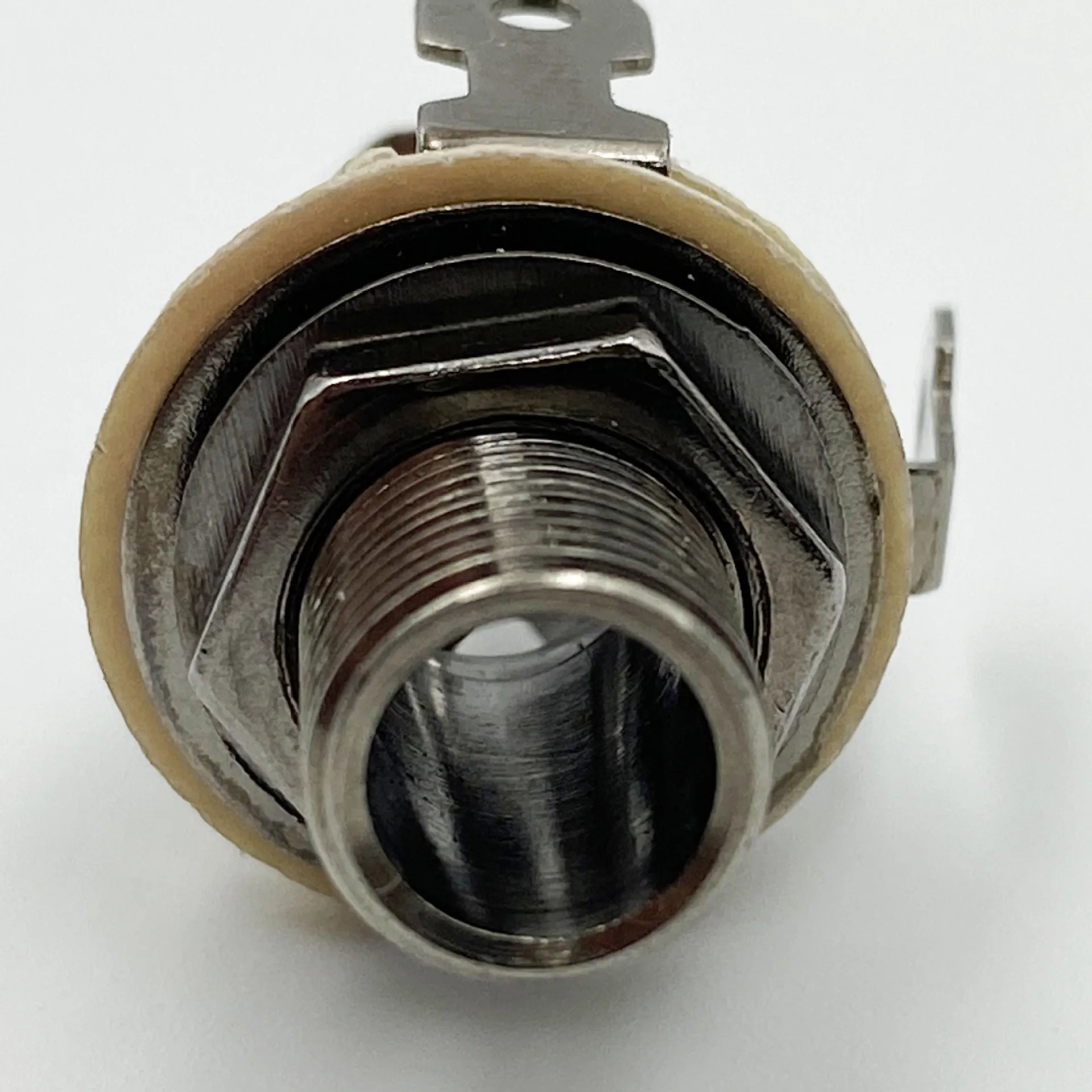 Brass Multi-Contact Mono Output Jack For Bass / Guitar Pickup 1/4" Instrument Socket Gold / Silver / Black Available
Brass Multi-Contact Mono Output Jack For Bass / Guitar Pickup 1/4" Instrument Socket Gold / Silver / Black Available
