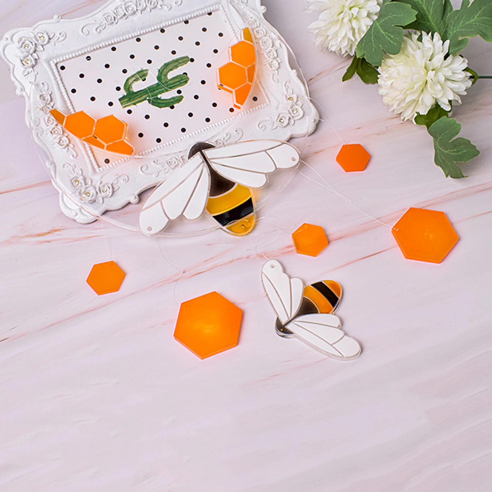 1 set Moon Bee Pendant Mold Silicone Resin Craft Epoxy Casting Kit DIY Jewelry Home Decor Crafts UV Resin Molds Easy for Wind
1 set Moon Bee Pendant Mold Silicone Resin Craft Epoxy Casting Kit DIY Jewelry Home Decor Crafts UV Resin Molds Easy for Wind