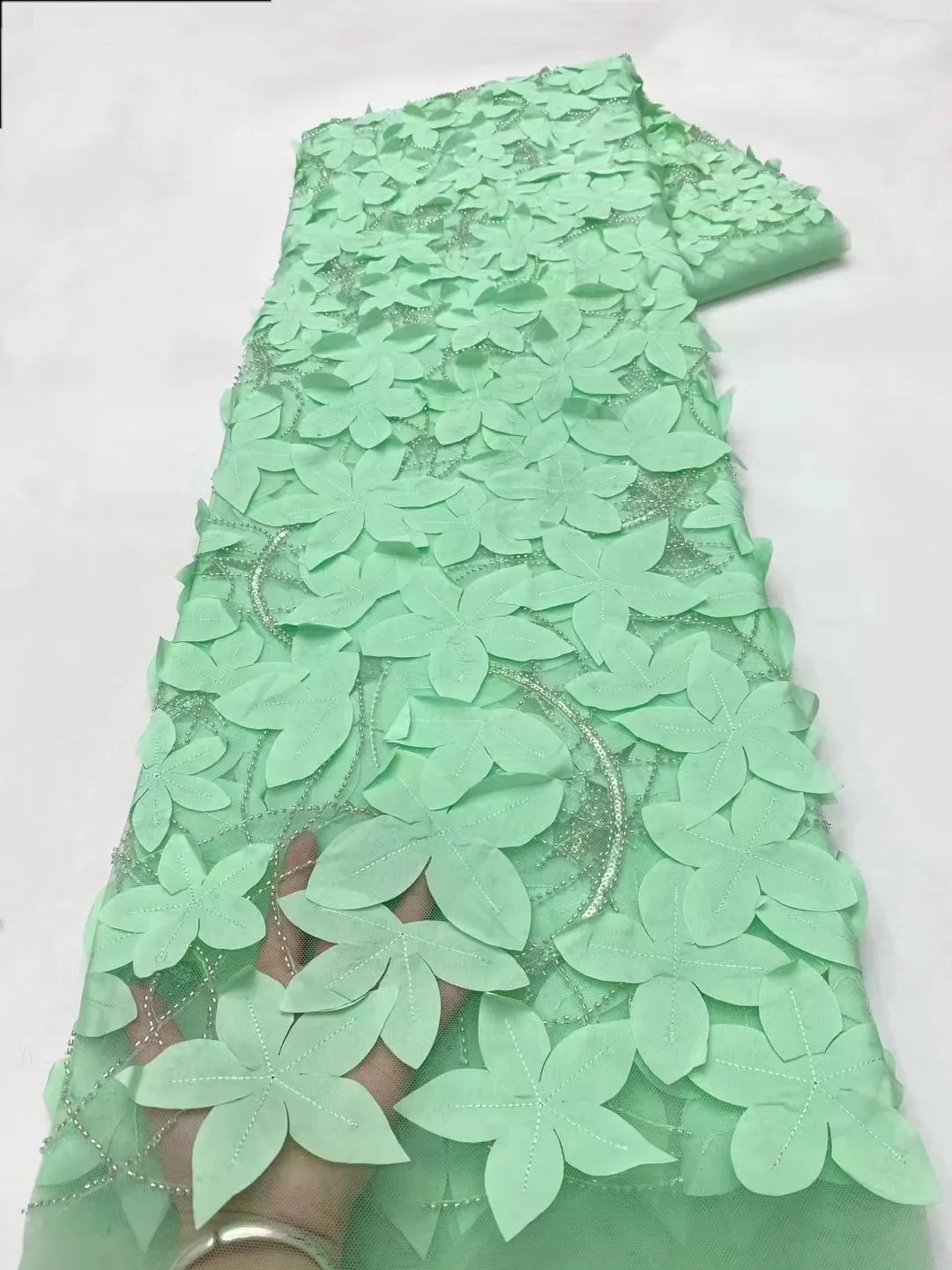 2024 Latest African Sequins Lace Fabric High Quality Embroidery 3D French Flower Beads Nigerian Net Lace For Wedding Party Dress
2024 Latest African Sequins Lace Fabric High Quality Embroidery 3D French Flower Beads Nigerian Net Lace For Wedding Party Dress