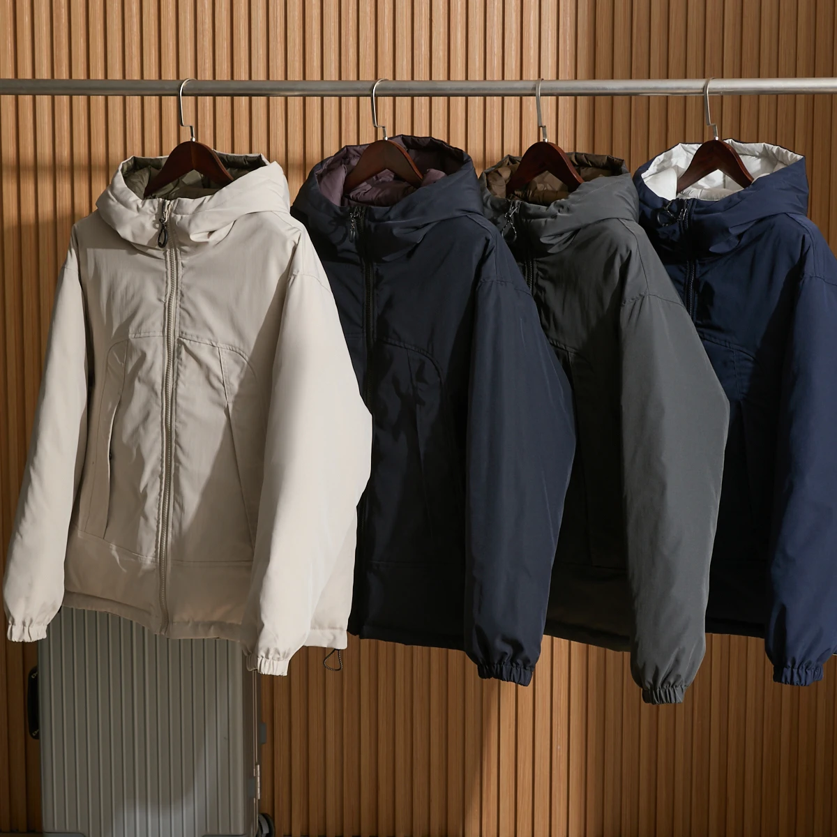 Double-Sided Wearable Winter Thiened Outdoor Cotton Jaet Men's Stand Fit Warmth-Holding Hollow Fiber Hooded Coat
Double-Sided Wearable Winter Thiened Outdoor Cotton Jaet Men's Stand Fit Warmth-Holding Hollow Fiber Hooded Coat