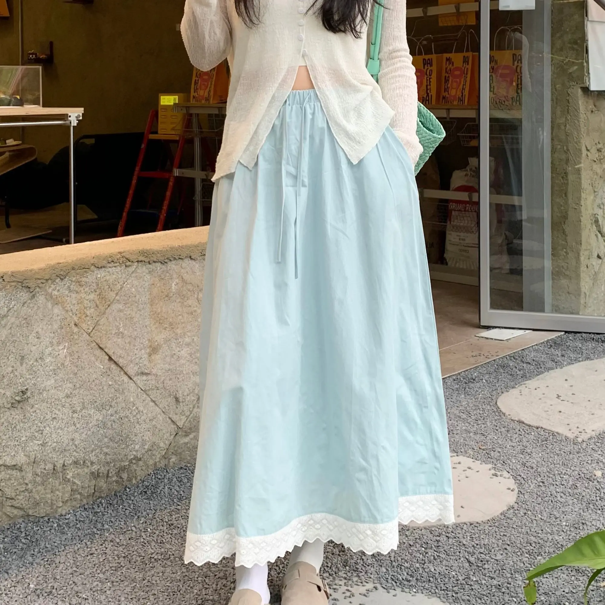 Fresh and Fashionable Lace Lace Splicing Half Skirt Summer New Versatile Loose High Waist Long Skirt
Fresh and Fashionable Lace Lace Splicing Half Skirt Summer New Versatile Loose High Waist Long Skirt