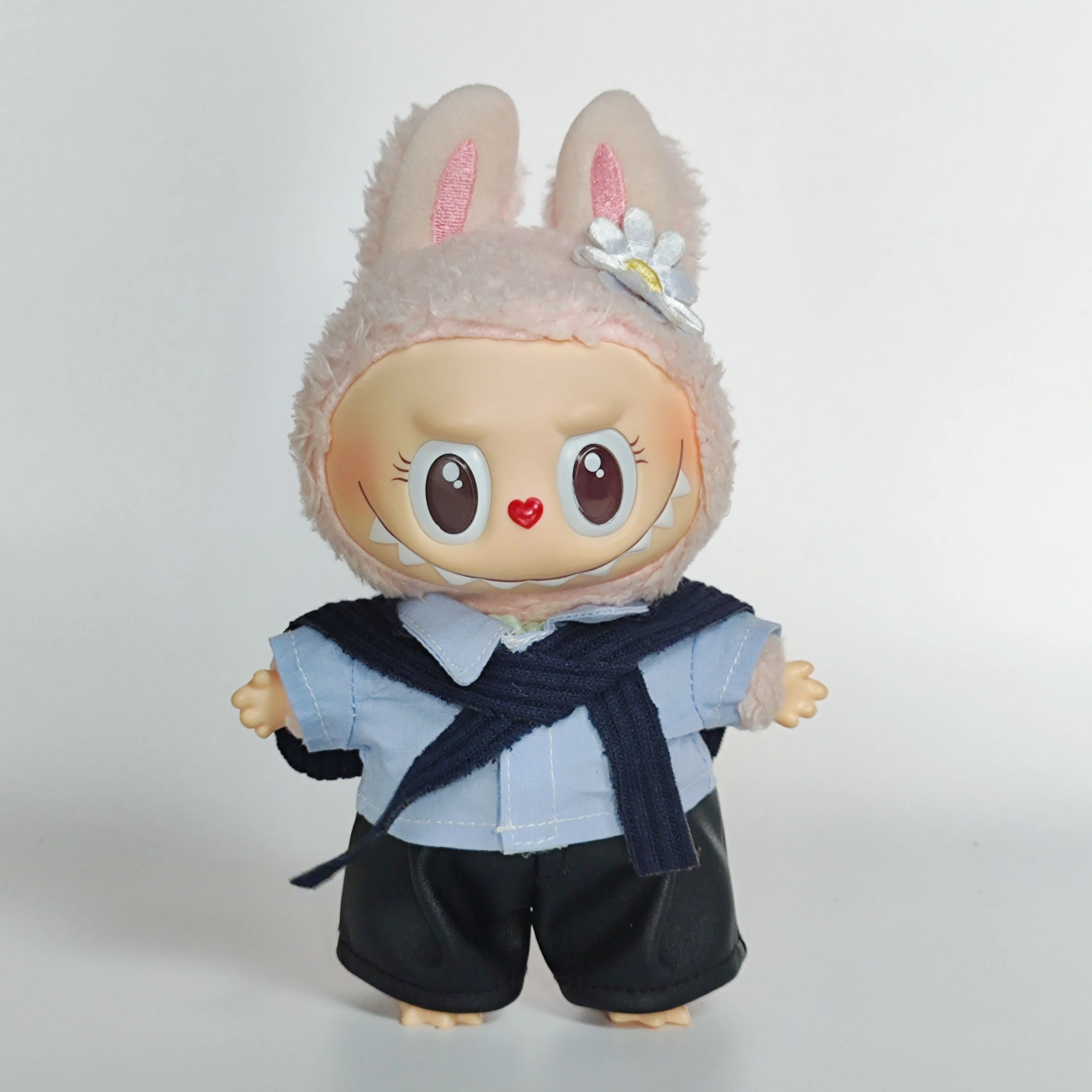 Для Labubu V2 V1 плюшевая одежда с изображением идола, аксессуары для одежды, студенческий культурный административный стиль, стиль путешествий, детская игрушка в подарок, Labubu ropa
Для Labubu V2 V1 плюшевая одежда с изображением идола, аксессуары для одежды, студенческий культурный административный стиль, стиль путешествий, детская игрушка в подарок, Labubu ropa