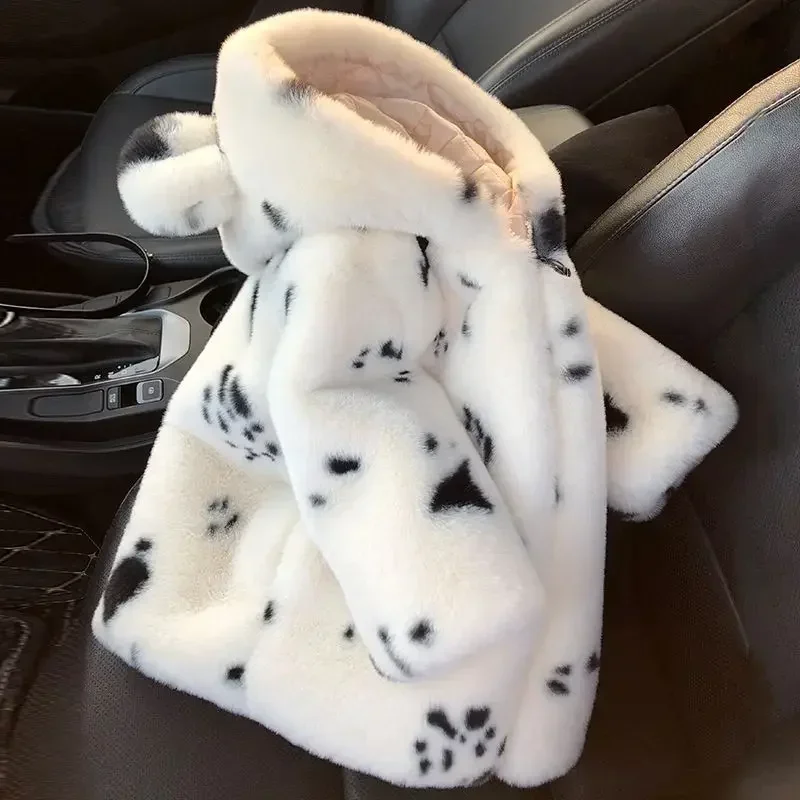 2024 Fashion Children Girls Autumn Winter Long Sleeve Parka Faux Fur Coat Baby's Clothing Thicken Hooded Warm Outwear Jacket
2024 Fashion Children Girls Autumn Winter Long Sleeve Parka Faux Fur Coat Baby's Clothing Thicken Hooded Warm Outwear Jacket