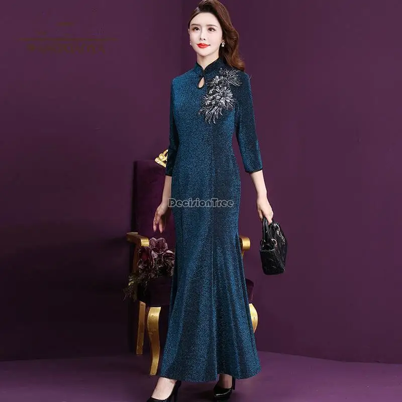 2023 chinese national style spring new women slim embroidery stand collar half sleeve cheongsam elegant long qipao dress s856
2023 chinese national style spring new women slim embroidery stand collar half sleeve cheongsam elegant long qipao dress s856