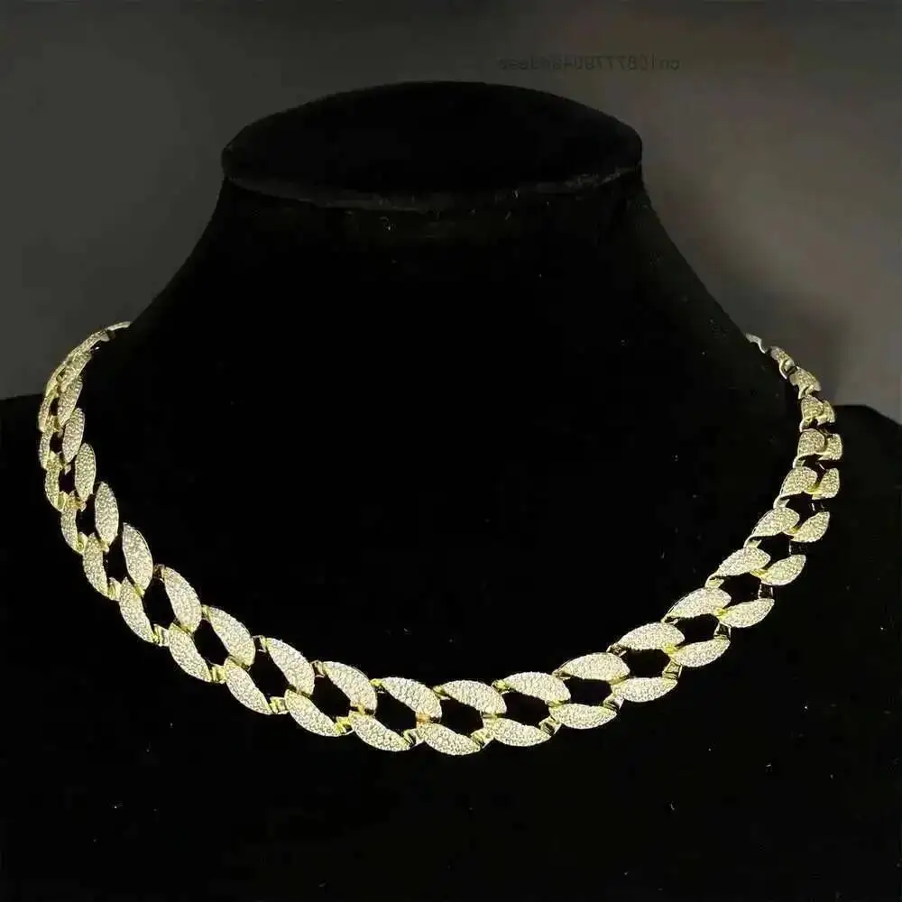 Кубинская цепочка из стерлингового серебра 925 пробы, позолоченная 18 карат, Vvs, цвет d, белая цепочка с муассанитом, ожерелье
Кубинская цепочка из стерлингового серебра 925 пробы, позолоченная 18 карат, Vvs, цвет d, белая цепочка с муассанитом, ожерелье