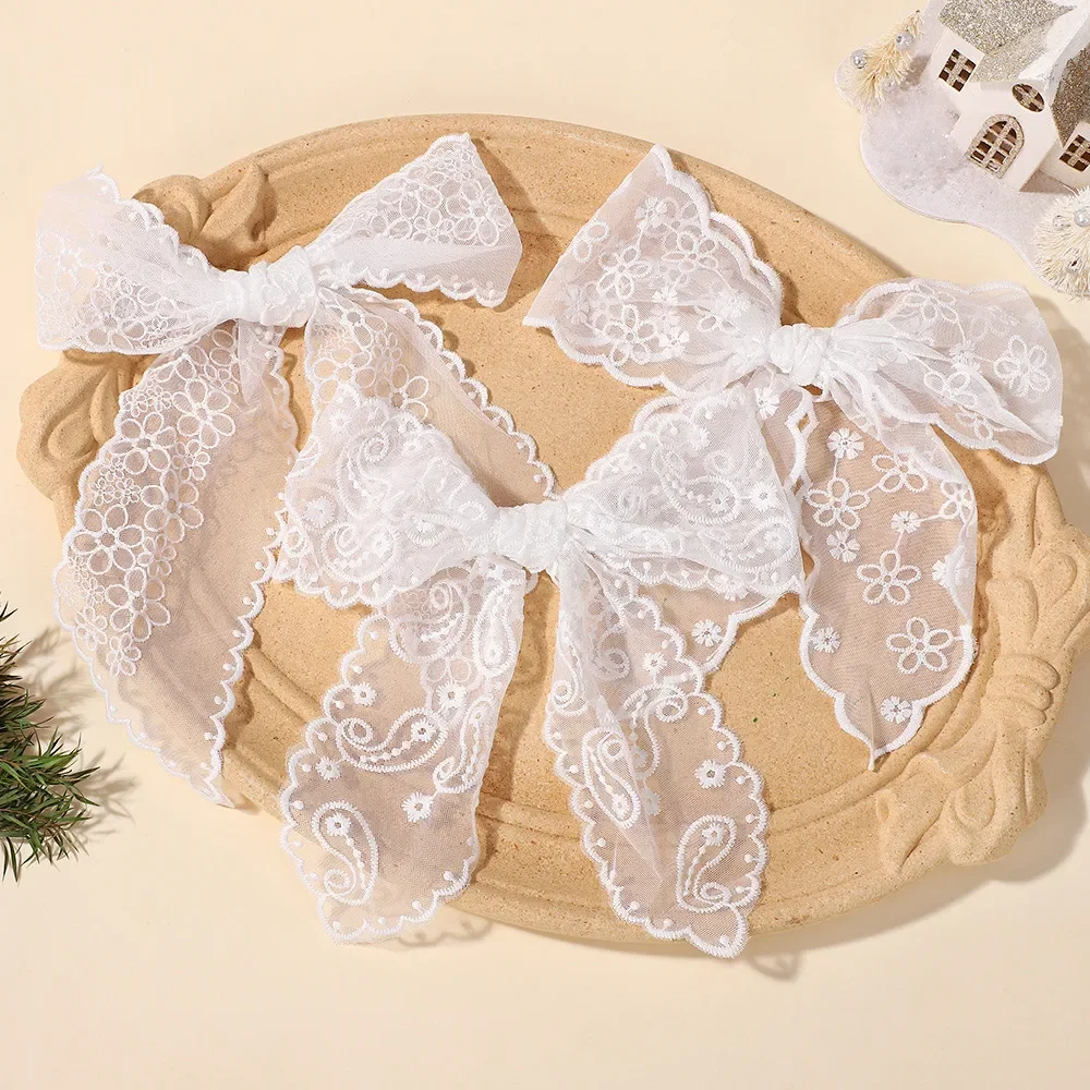 BABY BOWS 1Pcs White Lace Bowknot Hair Clips for Women Girls Boutique Yarn Flower Elegant Ponytail Hairgripes Hair Accessories
BABY BOWS 1Pcs White Lace Bowknot Hair Clips for Women Girls Boutique Yarn Flower Elegant Ponytail Hairgripes Hair Accessories