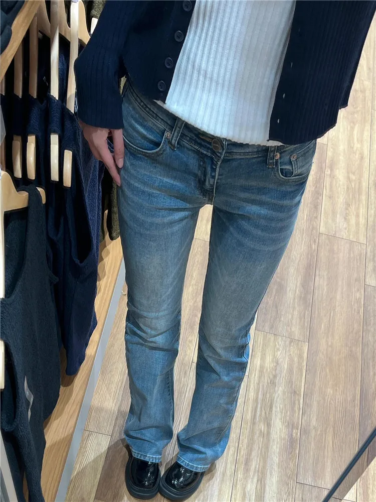 American Style Claw Low Waist Bell Bottom Jeans Women's Spring Summer Slimming Extended Length Jeans Deep Blue Wash
American Style Claw Low Waist Bell Bottom Jeans Women's Spring Summer Slimming Extended Length Jeans Deep Blue Wash