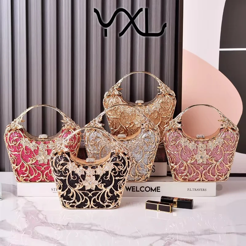 Luxury Openwork Crystal Clutch Elegant Evening Bag Bridal Wedding Dress Accessory Socialite Fashion Chain Bag
Luxury Openwork Crystal Clutch Elegant Evening Bag Bridal Wedding Dress Accessory Socialite Fashion Chain Bag