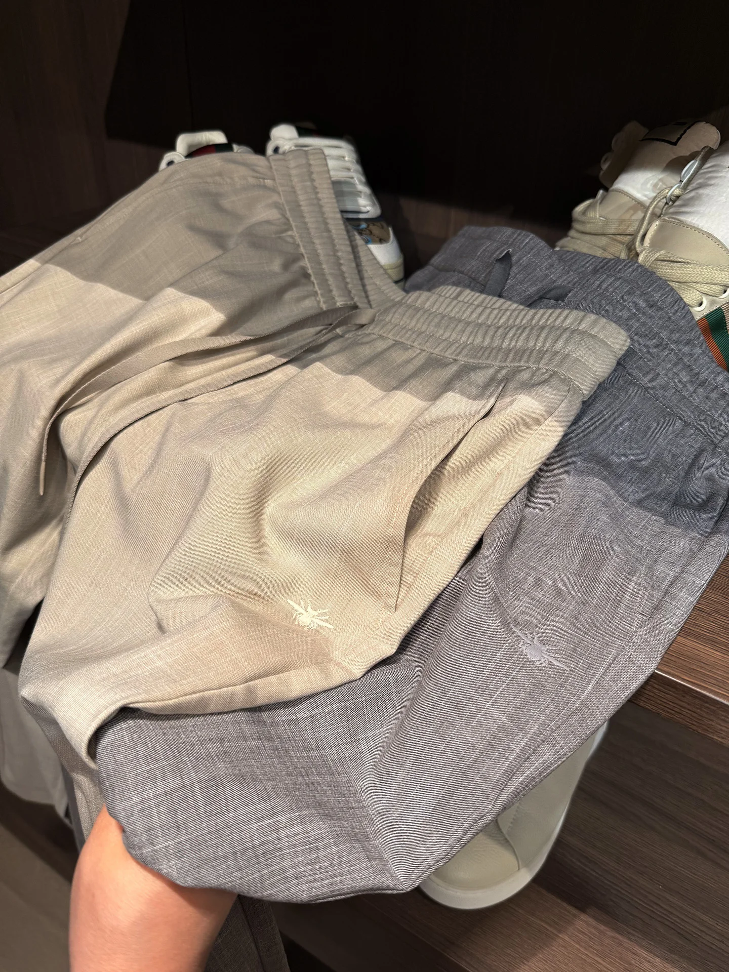 Мужские легкие брюки Slim Fit для бизнеса и повседневной носки, гладкие, без складок, модные, летние, для отдыха
Мужские легкие брюки Slim Fit для бизнеса и повседневной носки, гладкие, без складок, модные, летние, для отдыха