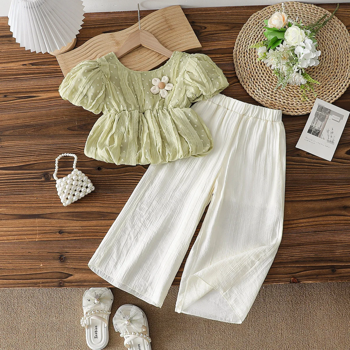 New Arrival Girls Pastoral Style 2 Piece Set Puff Sleeve Textured Tops Wide Leg Pants for Spring Summer for 4-8Y
New Arrival Girls Pastoral Style 2 Piece Set Puff Sleeve Textured Tops Wide Leg Pants for Spring Summer for 4-8Y