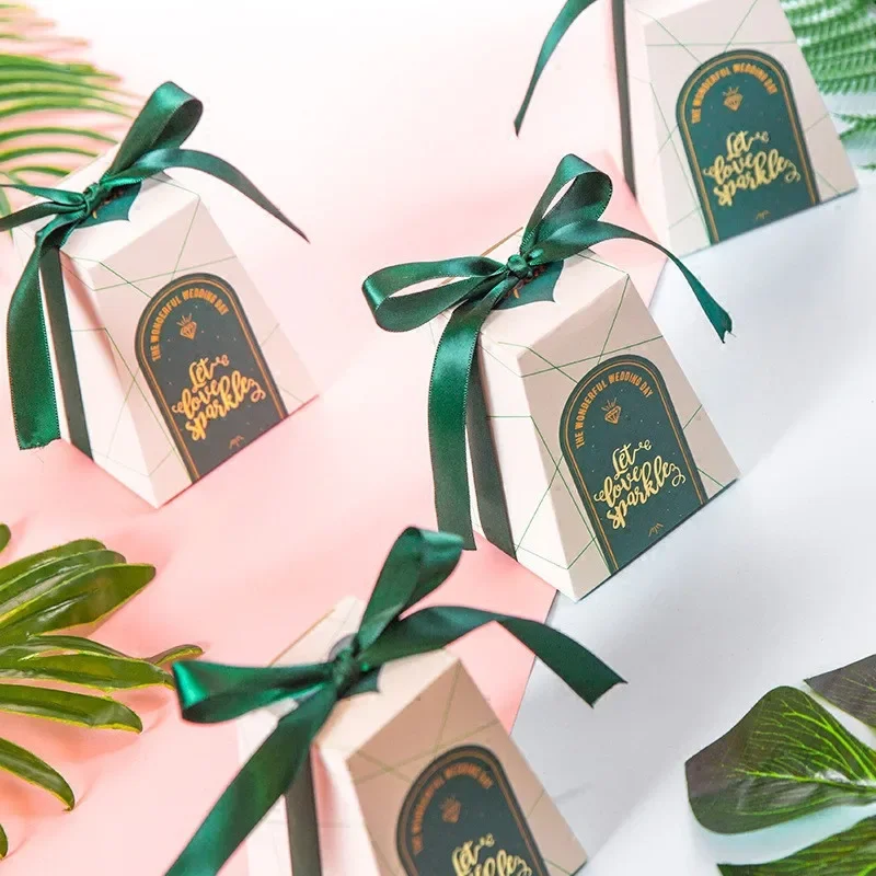 20/30/50pcs Geometric Candy Box for Wedding Guest Gift Chocolates to Eat Packaging Green Cardboard Boxes with Pink Ribbon
20/30/50pcs Geometric Candy Box for Wedding Guest Gift Chocolates to Eat Packaging Green Cardboard Boxes with Pink Ribbon