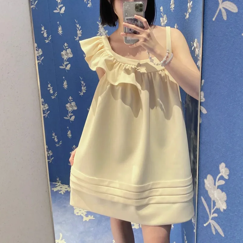 2024 Spring new one-shoulder suspendersWoman clothing temperament elegant ruffles shoulder straps asymmetric short Womens dress
2024 Spring new one-shoulder suspendersWoman clothing temperament elegant ruffles shoulder straps asymmetric short Womens dress