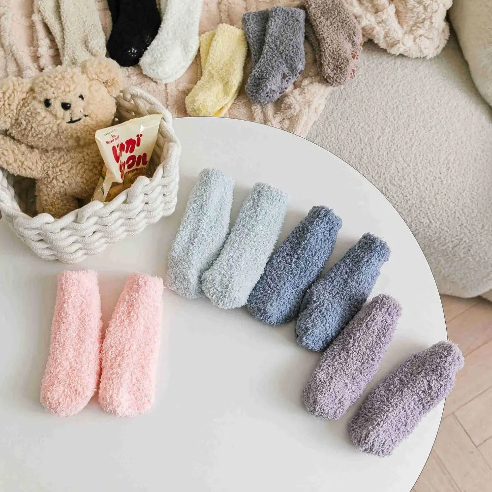 Solid Color Coral Fleece Baby Socks Korean Style Thickening Infant Learning Walk Socks Non-Slip Sole Autumn&Winter
Solid Color Coral Fleece Baby Socks Korean Style Thickening Infant Learning Walk Socks Non-Slip Sole Autumn&Winter