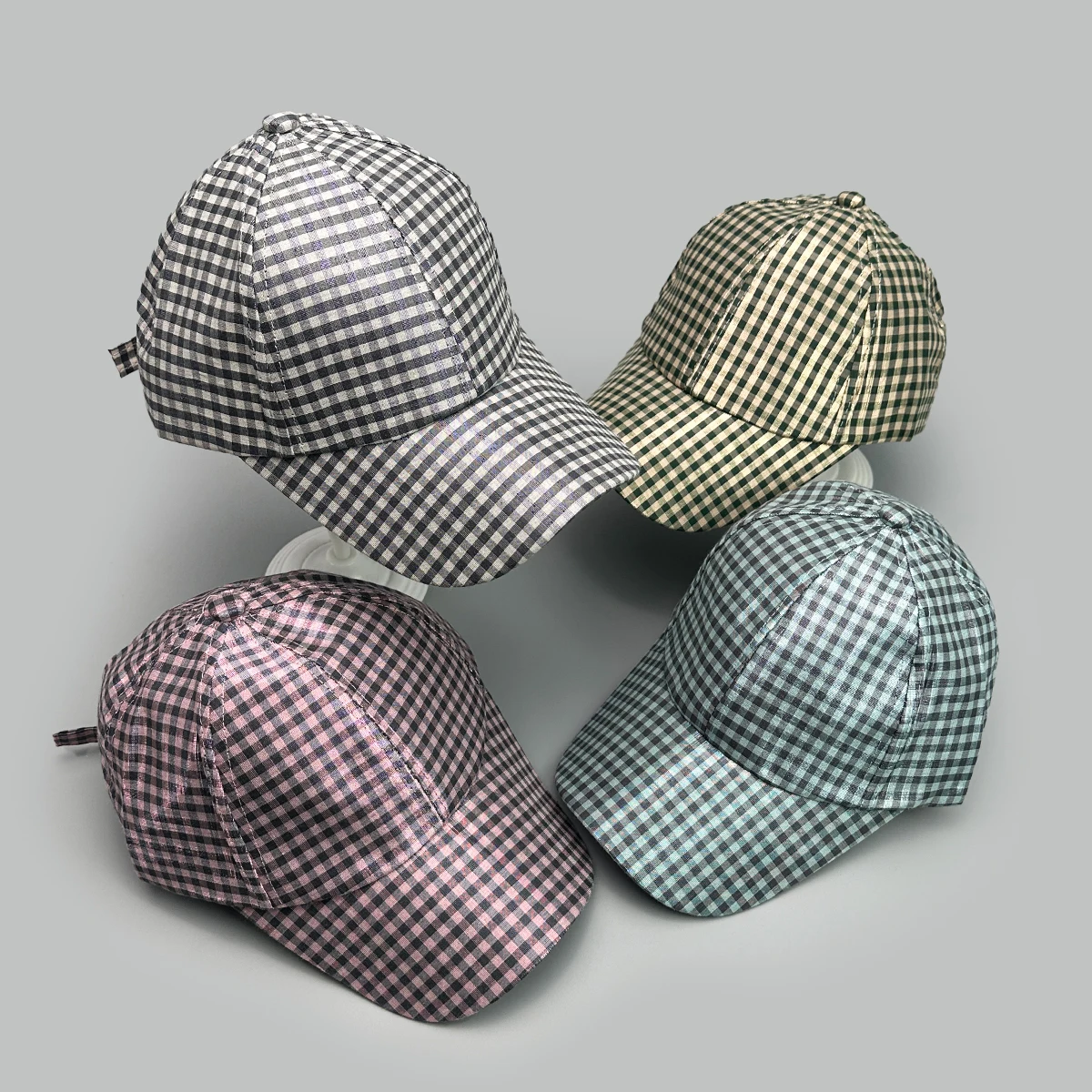 Retro British Style Plaid Baseball Hats New Unisex Breathable Simple Sunshade Casual Versatile Artistic Fashion ins Peaked Caps
Retro British Style Plaid Baseball Hats New Unisex Breathable Simple Sunshade Casual Versatile Artistic Fashion ins Peaked Caps