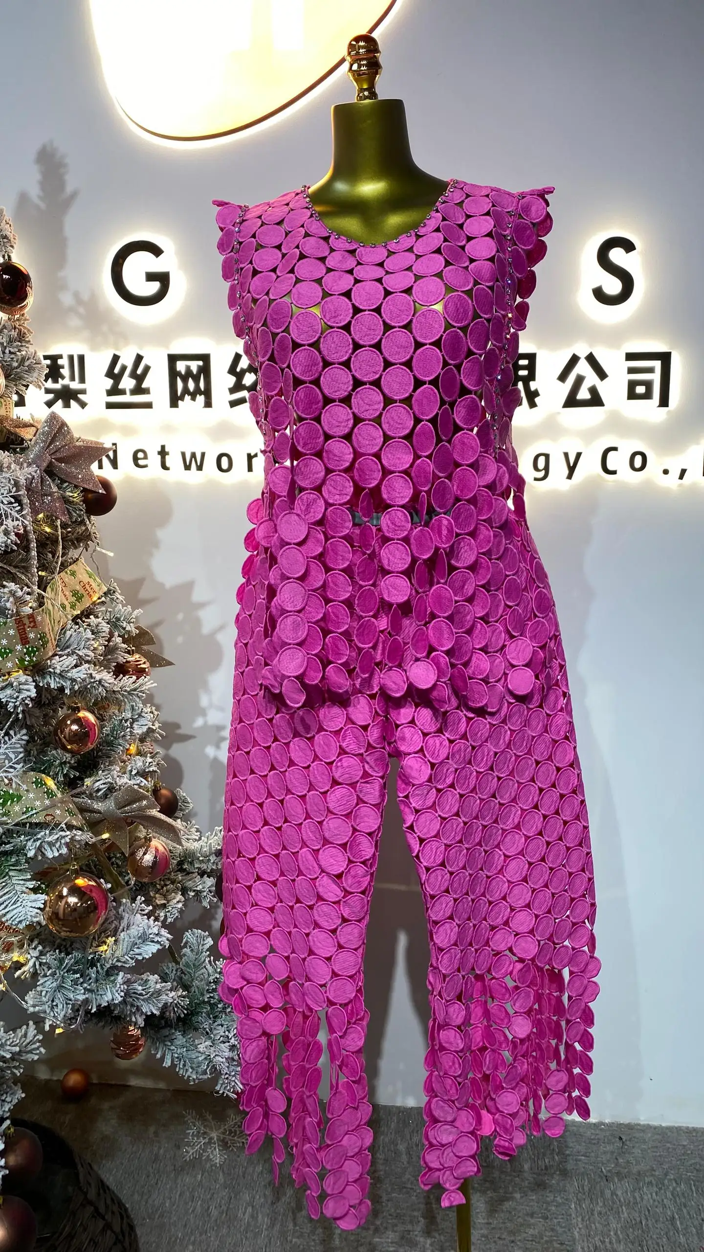 2025 Summer New Off-shoulder Fashion Sleeveless Slim Skirt Women's Casual Crossover Long Skirt-GZMM008
2025 Summer New Off-shoulder Fashion Sleeveless Slim Skirt Women's Casual Crossover Long Skirt-GZMM008
