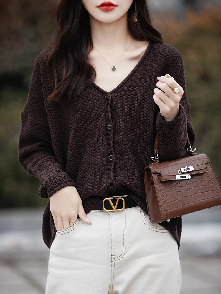 Long-Sleeved Knit Cardigan 100% Cotton Women Sweater V-Neck Short Paragraph Tops Loose Coat Thickening Clothing Spring Autumn
Long-Sleeved Knit Cardigan 100% Cotton Women Sweater V-Neck Short Paragraph Tops Loose Coat Thickening Clothing Spring Autumn