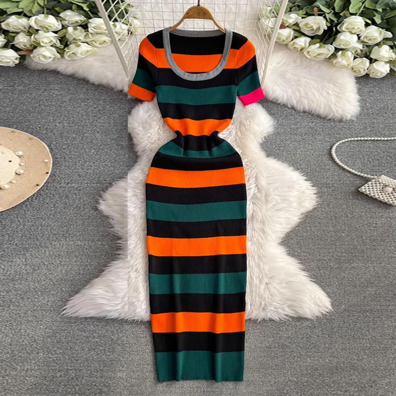 Женское трикотажное платье ALPHALMODA, цветное Полосатое с короткими рукавами, модное на лето 2024
Женское трикотажное платье ALPHALMODA, цветное Полосатое с короткими рукавами, модное на лето 2024