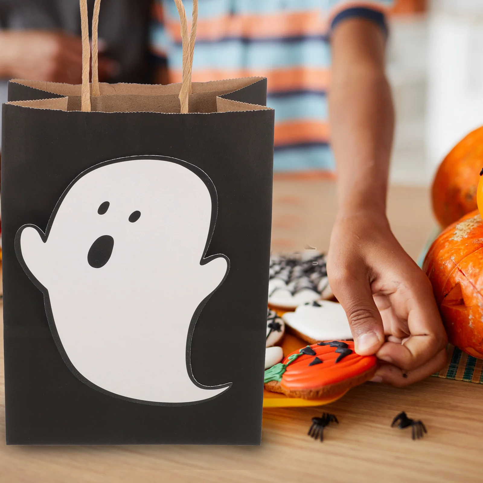 10 Pcs Halloween Tote Bag Paper Treat Candy Holder Storage Chocolate Pouches Favor Bags Decorative
10 Pcs Halloween Tote Bag Paper Treat Candy Holder Storage Chocolate Pouches Favor Bags Decorative