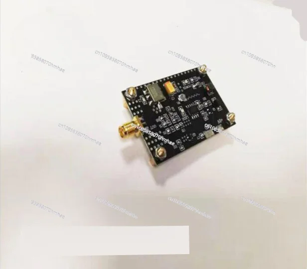 Applicable to 2.4G Frequency Sweeping Signal Source 2.4G RF Source Automatic Frequency Sweeping Multi-Band Customizable
Applicable to 2.4G Frequency Sweeping Signal Source 2.4G RF Source Automatic Frequency Sweeping Multi-Band Customizable