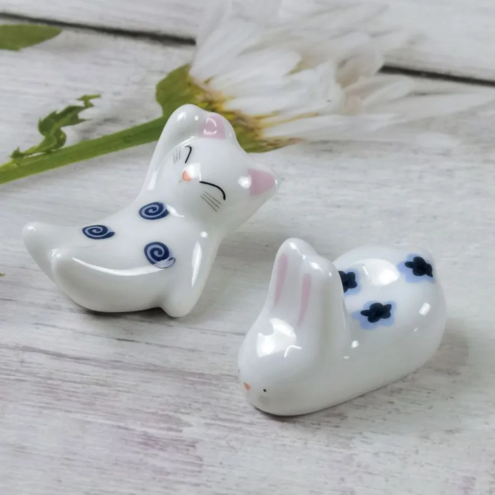 3Pcs Ceramic Chopstick Rest Cute Animal Shape Holder for Table Use Prevents Rolling Keeps Tableware Clean Home Dining Decor
3Pcs Ceramic Chopstick Rest Cute Animal Shape Holder for Table Use Prevents Rolling Keeps Tableware Clean Home Dining Decor