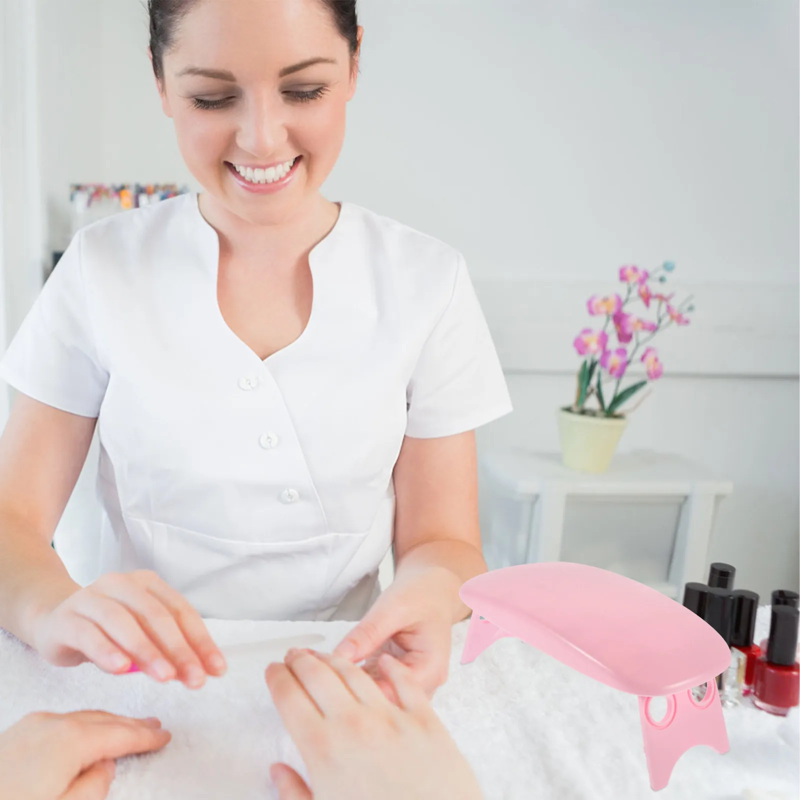 Ergonomic Nail Technician Arm Rest Cushion Hand Support Pad for Manicure Table Portable Salon Hand Rest for Nail Art Design
Ergonomic Nail Technician Arm Rest Cushion Hand Support Pad for Manicure Table Portable Salon Hand Rest for Nail Art Design