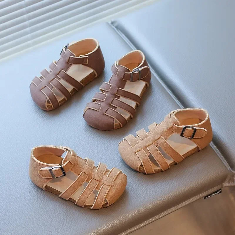 Children's Sandals 1-6 Years Old Brown Simple Boys Girls Roman Shoes Summer New Khaki Breathable Flat Non-slip Kids Birken Shoes
Children's Sandals 1-6 Years Old Brown Simple Boys Girls Roman Shoes Summer New Khaki Breathable Flat Non-slip Kids Birken Shoes