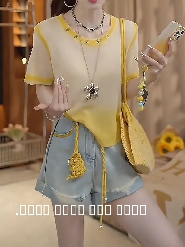 Slimming Effect Loose Knitted ort Sve T-irt Women's Summer plus Size Concealing round Ne Faionable Top
Slimming Effect Loose Knitted ort Sve T-irt Women's Summer plus Size Concealing round Ne Faionable Top