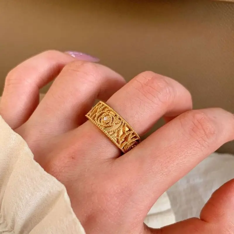 Vintage Rose Flower Woven Hollow out Wide Style Middle Age Ring Unique And Popular Handmade Vine Crafted Unique Finger Ring
Vintage Rose Flower Woven Hollow out Wide Style Middle Age Ring Unique And Popular Handmade Vine Crafted Unique Finger Ring