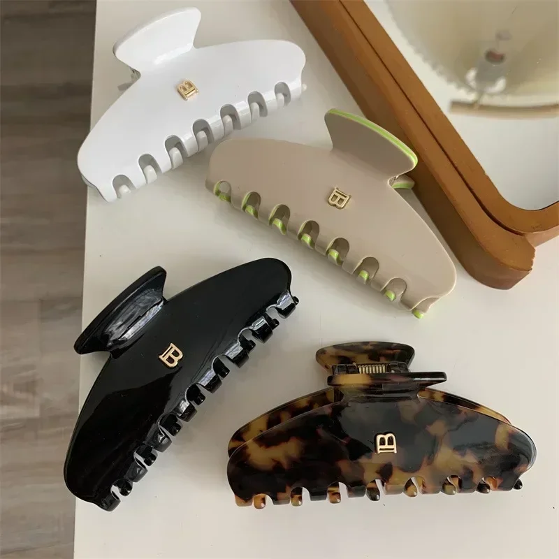 Shark Letch-designed Hair Clips, Ladies' Headwear Accessories, Luxurious Multi-functional Hair Clip Gifts
Shark Letch-designed Hair Clips, Ladies' Headwear Accessories, Luxurious Multi-functional Hair Clip Gifts