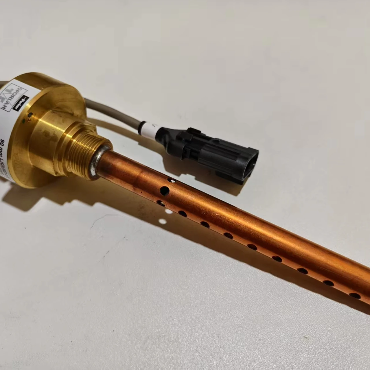 Аксессуары для охлаждения и кондиционирования воздуха RTWD Датчик уровня жидкости SEN02129 953472 X13790508020
Аксессуары для охлаждения и кондиционирования воздуха RTWD Датчик уровня жидкости SEN02129 953472 X13790508020