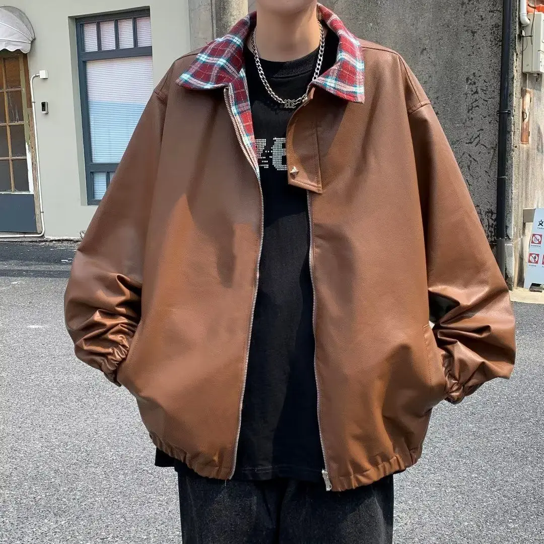 Unisex Loose Fit PU Leather Jacket Retro American High Street Double Sided Wear Baseball Style Checkered Collar Coat for Spri...
Unisex Loose Fit PU Leather Jacket Retro American High Street Double Sided Wear Baseball Style Checkered Collar Coat for Spri...
